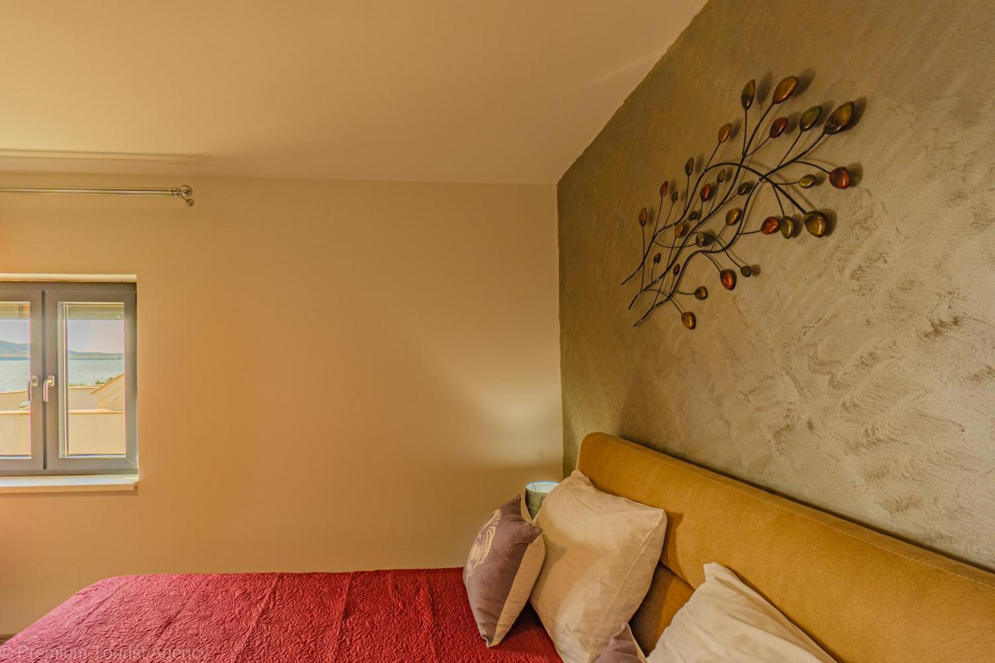 Ivica Super Comfortable, Newly Furnished Apartment In A Top Location Metajna Exteriör bild